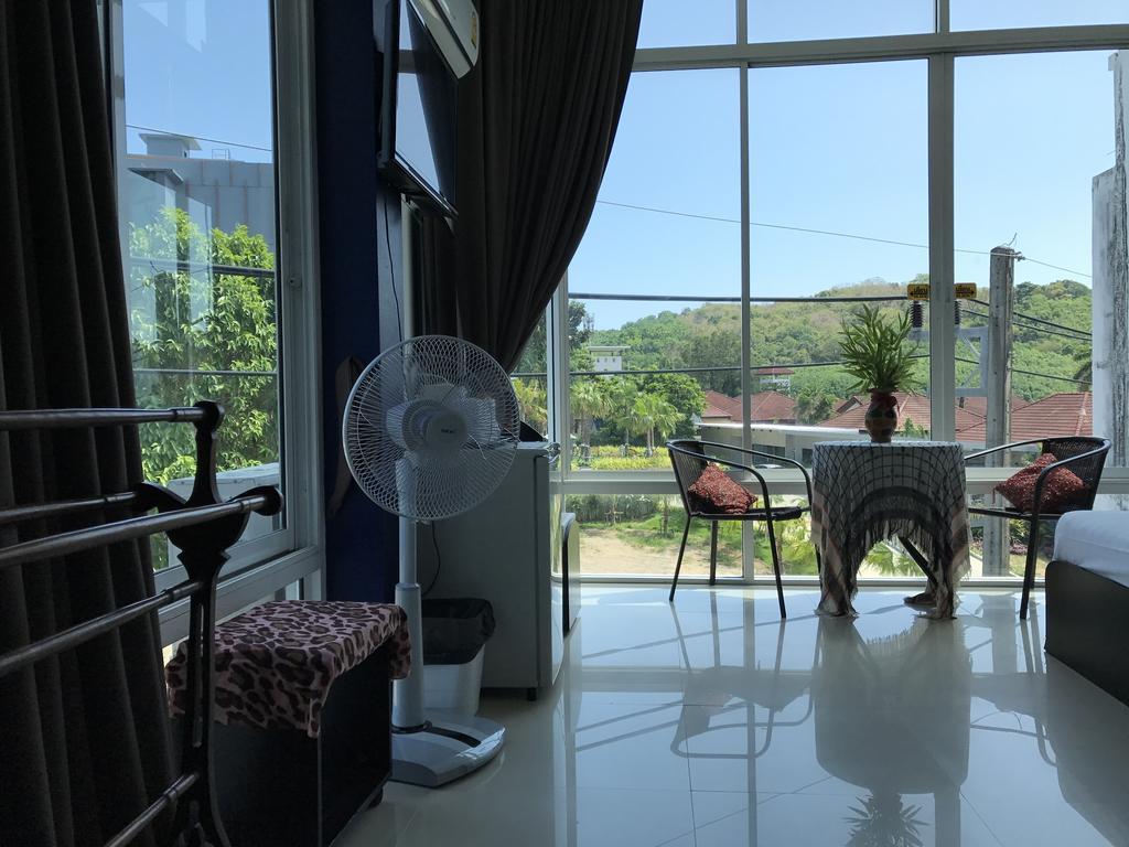 But Different Phuket Boutique Hotel Nai Harn Exterior photo