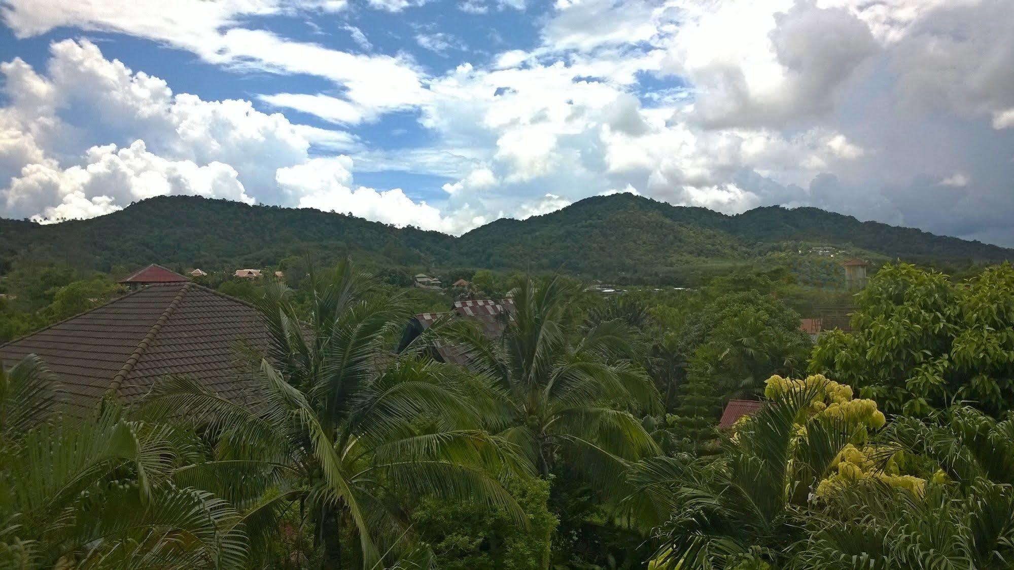 But Different Phuket Boutique Hotel Nai Harn Exterior photo