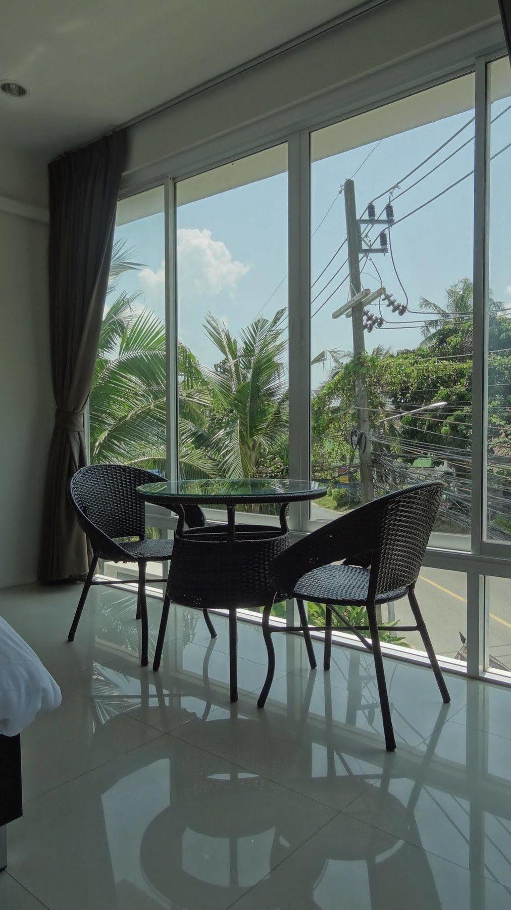 But Different Phuket Boutique Hotel Nai Harn Exterior photo